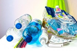 加拿大政府今年底禁用即棄塑膠製品